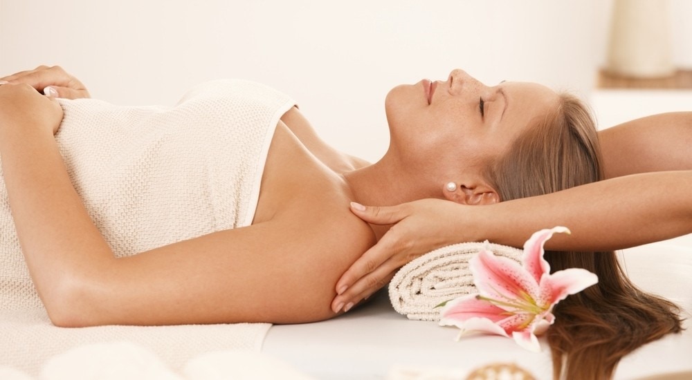 5 Reasons To Go For Post-Natal Massage